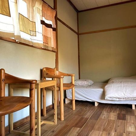 淡路島の古民家1棟貸切宿 サササウナ 薪ストーブサウナとタイハーブ蒸気浴 Zewnętrze zdjęcie