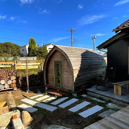 淡路島の古民家1棟貸切宿 サササウナ 薪ストーブサウナとタイハーブ蒸気浴 Zewnętrze zdjęcie